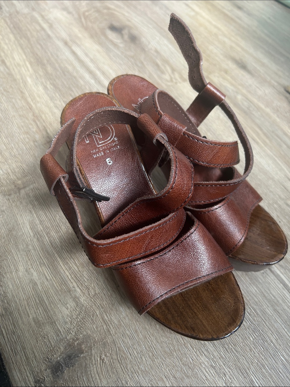 ND by New Direction Brown Leather Platform Heel Sandals